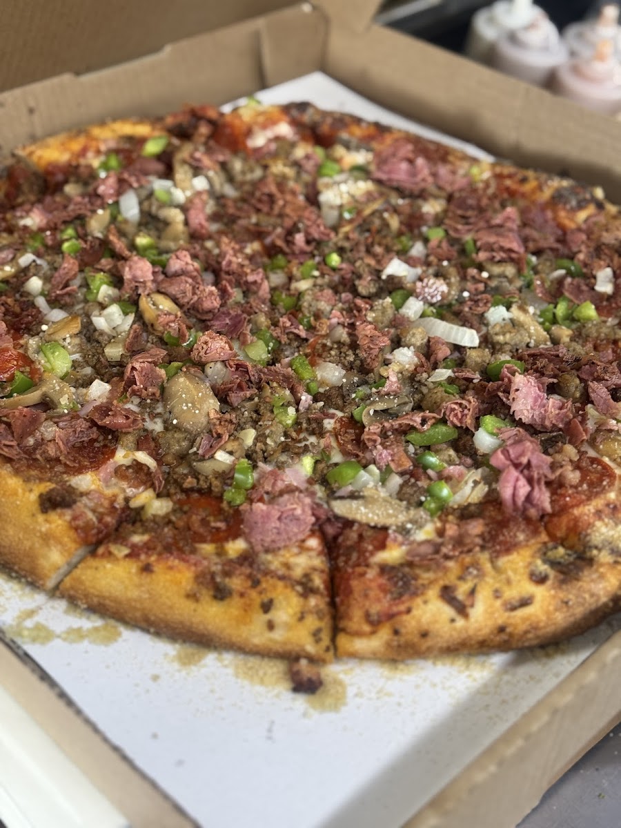 Bionde's Super Sub & Pizza-3