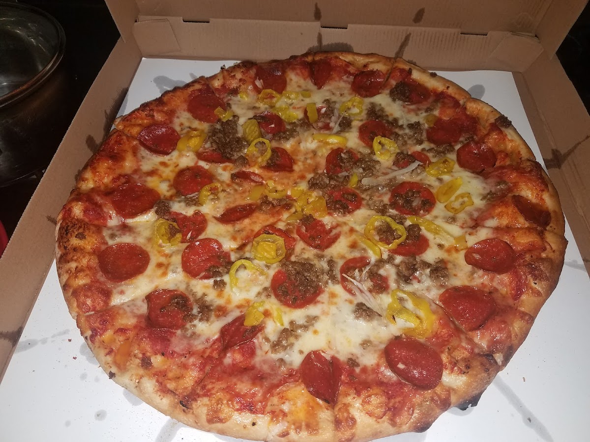 Bionde's Super Sub & Pizza-7